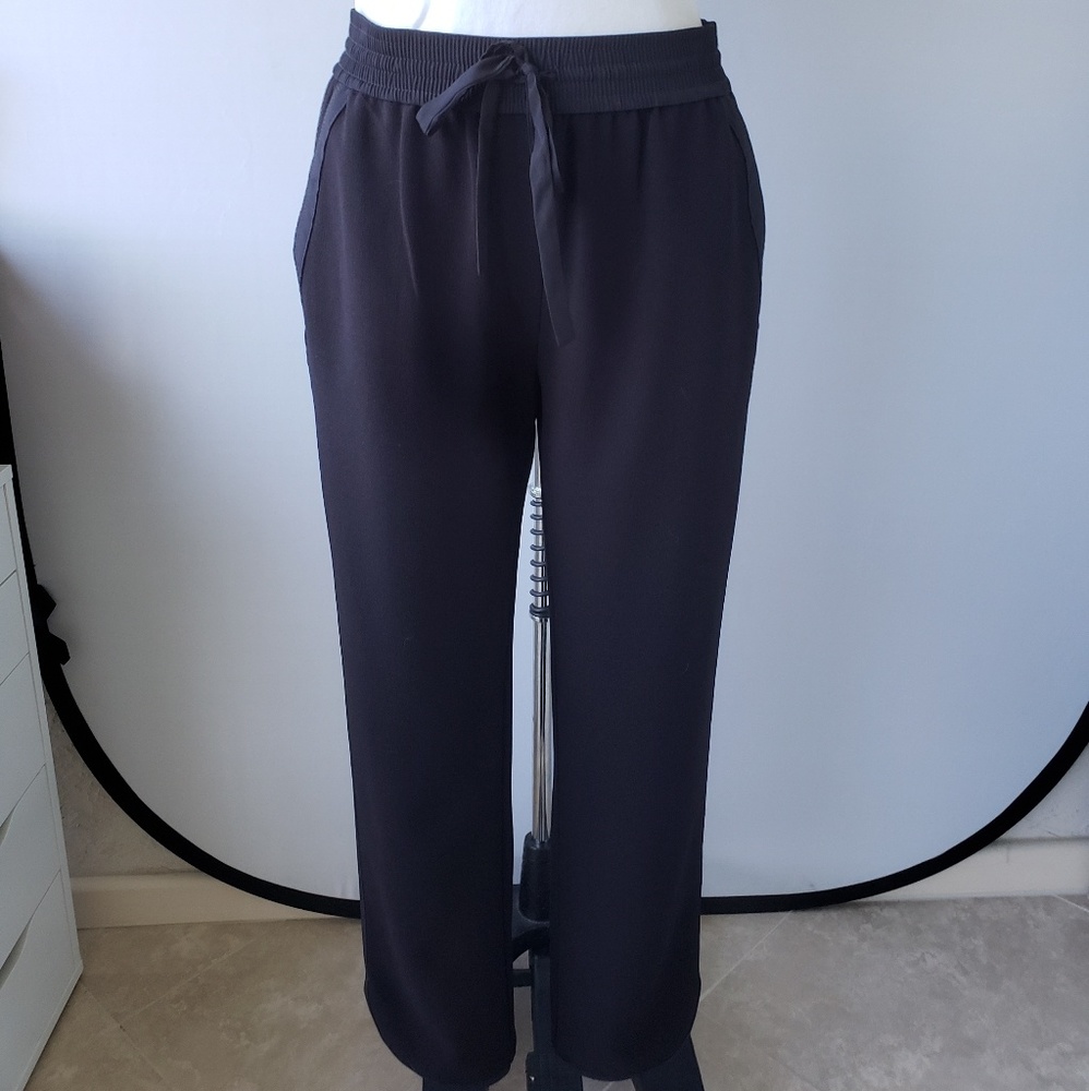 KENNETH COLE • Easy Pull on Pant